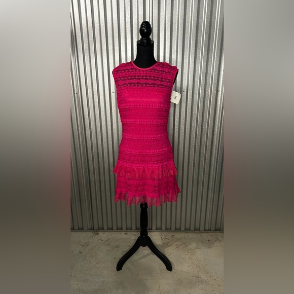 Women’s NWT Sho Tadashi Shoji Pink Sleeveless Midi Dress Designer Size Medium - Picture 1 of 4